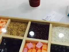 -沪上阿姨·精选茶饮(十一经路店)