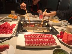 -海底捞火锅鲜切牛肉主题店(长寿路店)