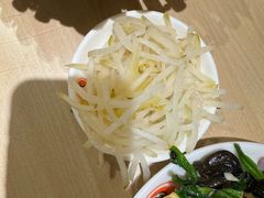 -闫家驴肉老店(华电一校店)
