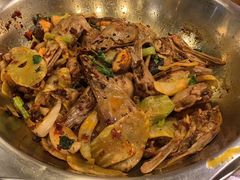 主打的干锅鸭头-安诚居干锅鸭头(八角店)