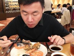 -上海西藏大厦万怡自助餐厅(徐汇店)