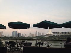 星巴克(民歌湖店)-星巴克(南宁民歌湖店)