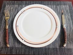 餐具摆设-悦享绿山墙西餐厅