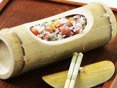 -胡须哥网红竹筒菜