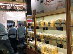 面包甜点陈列柜-PAPER STONE BAKERY(天环店)