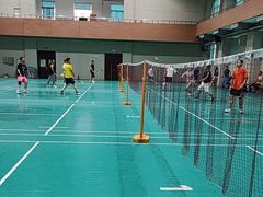 -莘城学校羽毛球馆