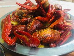 蒜蓉虾-小李子油焖大虾向阳总店