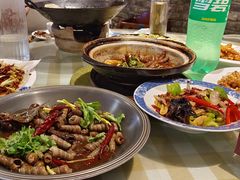 -百味地锅鸡(二店·财校分店)