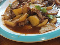-乡村馕坑肉·烧烤·新疆菜·本地人更爱吃(阿勒泰首店)