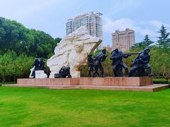 -上海市龙华烈士陵园