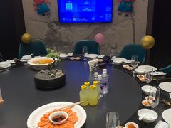 -忆江南·临江鱼馆