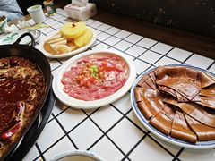 -六婶老火锅(交通大学直营店)