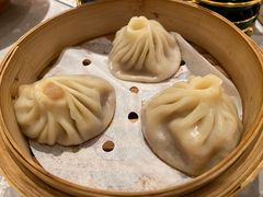 蟹粉汤包-松鹤楼·苏式汤面(虹桥天地店)