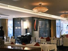 -圣丰索菲特·法国餐厅