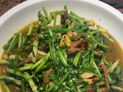 -黄泥岗·地道湖北菜(奥特莱斯店)