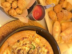 -必胜客(WOW中心城店)