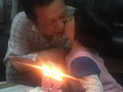 -红宝石·鲜奶小方·海派西点房(南丹店)