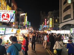 -六合夜市