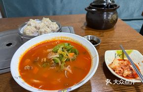 Seafood Knife-Cut Noodles