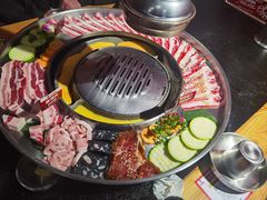 -哈哈碳都·牛肋条无限自助烤肉(宝龙店)
