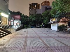 -卜蜂莲花(杨高南路店)