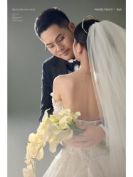 -雪中彩影婚纱摄影·微光艺术中心