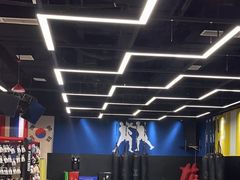 -成杰格斗·拳击·柔术·防身术(建设路店)