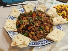 豆芽烧肉哈烙馍-家有美味(户部山二店)
