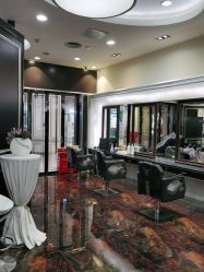 -八佰伴8008星级形象店