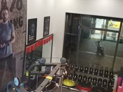 -思迈威健身(积玉桥万达店)