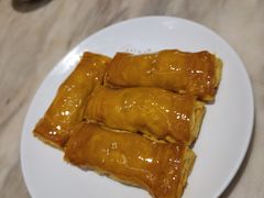 -香港百合居(LCM置汇旭辉广场店)