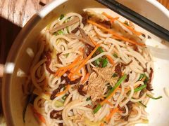 鸡丝凉米线-云海肴·汽锅鸡·云南菜(天山百盛优客店)