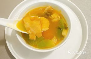 Sour Soup with Lion's Mane Mushroom