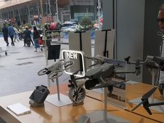 -DJI大疆(深圳华强北曼哈授权体验店)