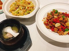 -鄱阳湖·江西小炒·瓦罐煨汤(五道口店)