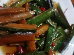 -亿牌牌东北烧烤(怀特店)