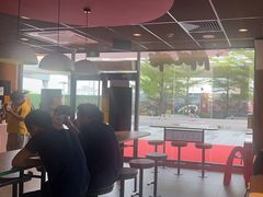 -麦当劳(番禺陈头岗越秀星瀚分店)