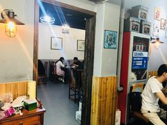 -老谭虾王蟹皇·龙虾·烧烤(蝴蝶湾店)