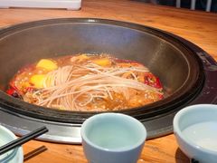 -老何二婶家铁锅炖·东北菜(白石洲店)