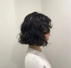 -TOP HAIR SALON