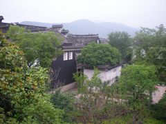 在酒店房间拍到的雕花楼-苏州东山雕花楼宾馆