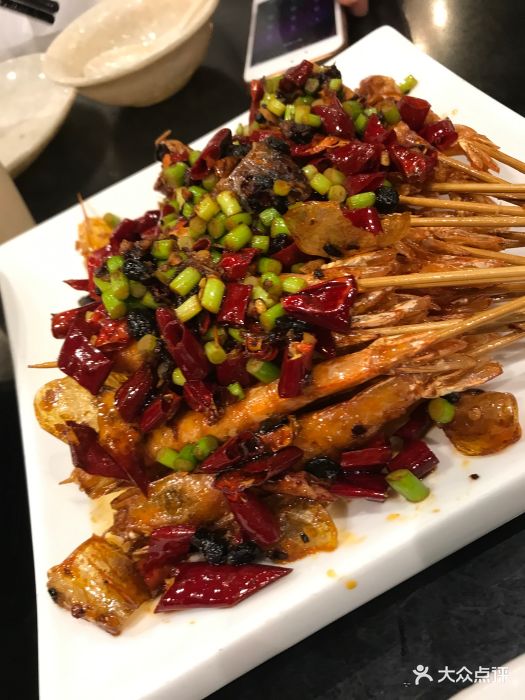 滴水洞湘菜馆(仙霞路店)湘味串烧虾图片 - 第1张