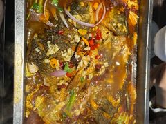 -老街烧烤大排档·地道湖北菜·龙虾馆(汉口火车站店)