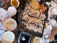 -Dombe豚(黑猪肉街店)