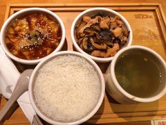 -72街红烧排骨饭(海珠丽影广场店)