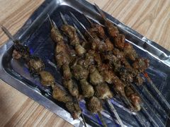 -布尔津河堤夜市