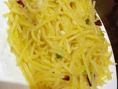 酸辣土豆丝-文记沸腾鱼(永安路总店)