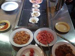 -马路牙子地桌烤肉(工体店)