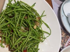 -黄泥岗·地道湖北菜(奥特莱斯店)