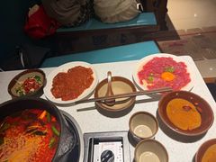 -贵府酸汤牛肉火锅·贵州老字号(飞山街店)
